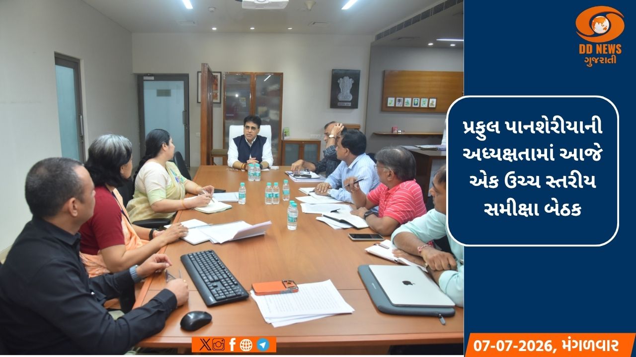 વરસાદી આફતમાં જનતાની સુરક્ષા: એમ્બ્યુલન્સ અને તમામ આરોગ્ય કેન્દ્રો 24 કલાક સજ્જ