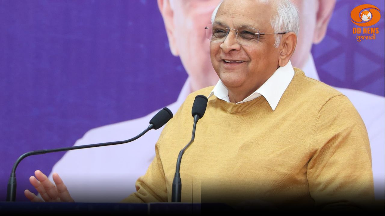 ગાંધીનગરઃ મુખ્યમંત્રી ભૂપેન્દ્ર પટેલે ડૉ. આંબેડકરની જયંતિ નિમિત્તે પુષ્પાંજલિ અર્પણ કરી